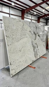 Dalles de granit blanc brillant en promotion avec finition polie lisse pour cuisines et salles de bain, disponibles au prix export - Product Image 3