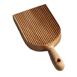 บอร์ดไม้ gnocchi พร้อมแถบแนวตั้งทำพาสต้าแบบคลาสสิกกระดานทำอาหารไม้ที่เป็นมิตรกับสิ่งแวดล้อม - Product Image 1