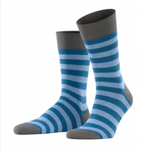 Top Quality Heat-Transfer Printed Outdoor Wear Men's Crew Socks Customized Color & Design Knitted Technics Socks For Adults - Product Image 4