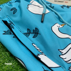 Shorts de plage pour hommes, imprimé animal, tissu Oxford respirant, écologique, séchage rapide, taille élastique, personnalisable - Product Image 5