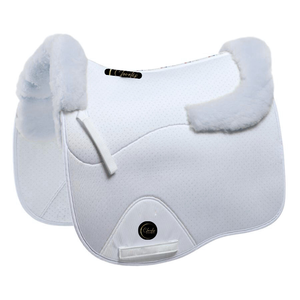 Dernière génération de tapis de selle d'équitation de haute qualité |   Laine de fourrure équine pour dressage, saut d'obstacles, compétition classique, polaire Air-Technology - Product Image 1