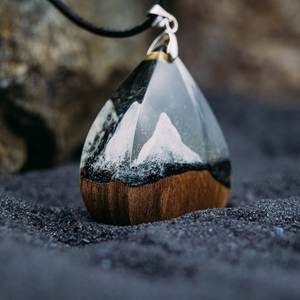 จี้สร้อยคอรูปเพนดูลัมทำจากไม้และเรซิ่น งานฝีมือประณีต - Product Image 4