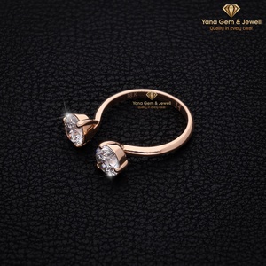 แหวนเปิดทรงกลมสไตล์คลาสสิกสำหรับผู้หญิง ทำจากทองคำแท้สีโรสโกลด์ 14K ประดับเพชร CVD 2 กะรัต ผลิตในห้องปฏิบัติการ ได้รับการรับรองจาก IGI สี D ความใส VVS2 - Product Image 4