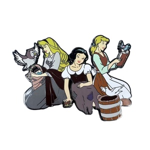 งานฝีมือโลหะเคลือบแข็งแบบกำหนดเอง พร้อมเคลือบเงาสีดำ นิกเกิล ทอง เงิน ทองแดง กลิตเตอร์ และเคลือบเงาแบบใส - Product Image 1