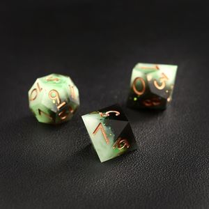 Ensemble de dés DND vert et noir, dés en résine de jade verte à bords tranchants, ensemble de dés D&D pour cadeaux, dés polyédriques pour Dungeons and Dragons - Product Image 5