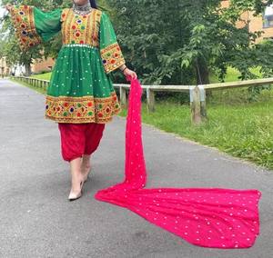 ชุดเดรสชีฟองดีไซน์ล่าสุด ไซส์พลัส ชุดอัฟกานีแฟนซี ปักลายสวยงาม เป็นมิตรกับสิ่งแวดล้อม แขนทรงบาน สไตล์วินเทจ ระบายอากาศได้ดี - Product Image 4