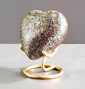 Heart Shape Metal Urn Handmade Luxury Home Decor Valentine's Day Gift Modern Design <b>Gold</b> Finish - Product Image 3