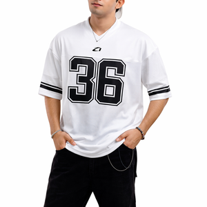 Vente en gros de maillots de football américain de qualité supérieure, blanc et noir, à manches courtes, rayés, t-shirts de sport respirants, taille plus, unisexe - Product Image 1