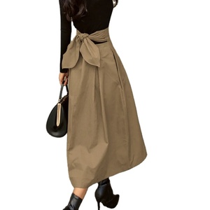 Falda larga de mujer de moda coreana 2026, de cintura alta, ajustada, de color liso, con gran vuelo y lazo estilo otoñal - Product Image 2