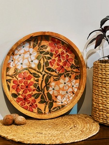 ถาดไม้ทรงกลมเคลือบเงา งานแฮนด์เมด ถาดเสิร์ฟตกแต่งบ้าน ผู้ส่งออก - Product Image 4