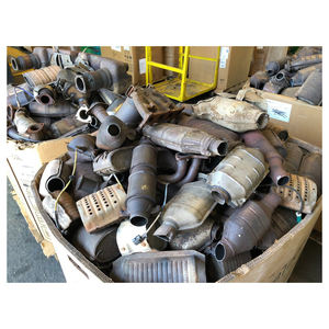 Se Buscan Compradores de Convertidores Catalíticos de Desecho, Lote de Stock a Granel Disponible para Envío de Exportación Internacional - Product Image 1