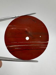 Esfera de reloj de jaspe rojo de 37 mm, pulida por un lado, 1 mm de grosor, con orificio central de 2 mm - Product Image 5