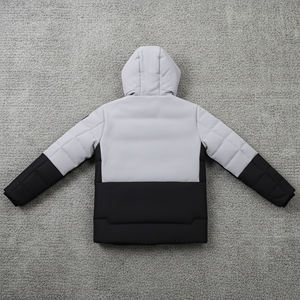 Chaqueta Acolchada con Capucha Personalizada para Hombre, Diseño Color Block, Cierre de Cremallera, Relleno de Poliéster, Abrigo Casual de Invierno, Corte Regular - Product Image 6