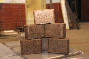 Briquettes de bois RUF, bûches de chêne de haute qualité, paquet de 10 kg, briquettes de bois écologiques d'Autriche pour le chauffage, en vente - Product Image 4