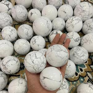 Sphère de Howlite Chakralume Naturelle, Boule de Cristal Polie Blanche, Pierre de Guérison pour Reiki, Méditation, Feng Shui, Décoration Énergétique - Product Image 6