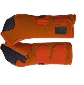 Bottes de protection pour chevaux en néoprène couleur unie orange pour la protection des jambes, l'entraînement équestre et l'équitation - Instruments de soins équestres - Product Image 3