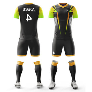 Uniforme Deportivo de Baloncesto de Alta Calidad OEM 2026 2027, Nuevo Conjunto de Uniforme de Fútbol con Camiseta de Manga Corta y Pantalones Cortos - Product Image 4
