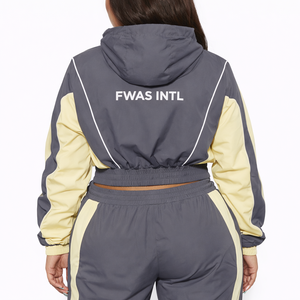 Veste zippée en nylon de qualité supérieure, légère, imperméable, respirante, coupe-vent, ensemble de survêtement pour femmes et hommes. - Product Image 3