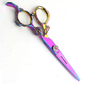 Ciseaux de coiffure professionnels en acier inoxydable avec repose-doigts confortable et vis décorative, outil de coupe de cheveux de précision - Product Image 2