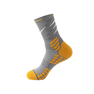 Chaussettes mi-mollet en tricot pour hommes et femmes, idéales pour le basketball et les sports, parfaites pour le printemps, l'automne et l'été (vente en gros) - Product Image 2