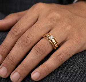 Bague de fiançailles de luxe en or avec diamant de laboratoire, sertie clos en ornement, taille ovale, pour femme - Product Image 1
