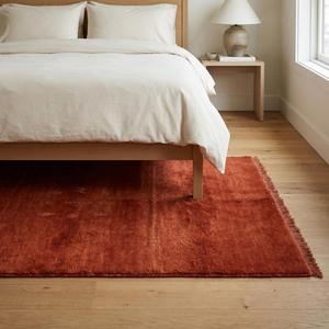 Alfombra de lujo roja óxido marroquí Gabbeh, de lana anudada a mano, de pelo plano y grosor medio, decorativa floral con flecos - Product Image 3