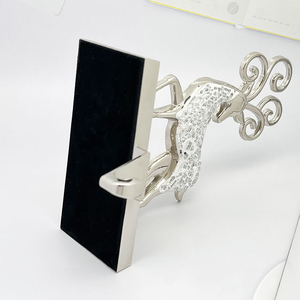 Colgador de Navidad Personalizado al por Mayor, Decoración de Ciervo con Mosaico Plateado, Soporte para Calcetines Navideños - Product Image 3