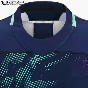 Camiseta de Rugby Ligera de Alto Rendimiento con Diseño Abstracto Único, Ropa Deportiva de Equipo, Nueva Camiseta Moderna con Logotipo Personalizado Estampado para Adultos - Product Image 6