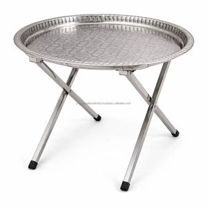 Mesa plegable con bandeja para té dorada Casablanca - Product Image 1