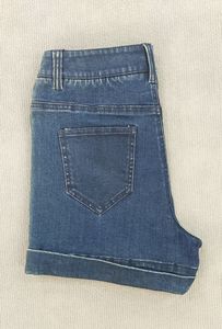 Nouveaux shorts en jean pour femmes, style streetwear printemps-été, coupe ajustée polyvalente, taille mi-haute, décontractés et tendance - Product Image 3