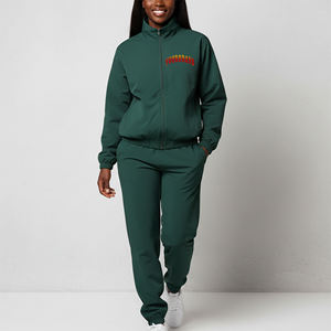Nouvel article : Ensemble de survêtement 2 pièces vert pour femme, manches longues, imprimé lettres brodées, coupe sportive régulière, toutes saisons, tricoté - Product Image 1