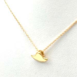Collier en or vermeil 14 carats avec pendentif délicat en forme de lierre, chaîne élégante couleur or, bijou de mode minimaliste et raffiné - Product Image 6