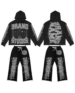 Conjunto de chándal de moda y streetwear personalizado al por mayor: sudadera con capucha y cremallera, efecto desgastado, lavado ácido, borde sin rematar, pedrería y pantalón holgado. - Product Image 4