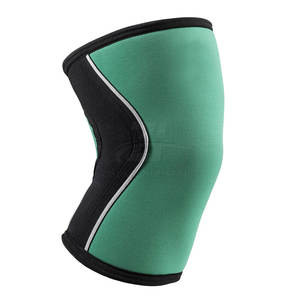 Conçue pour tous les niveaux d'entraînement, la genouillère offre soutien, confort et flexibilité pour hommes et femmes. - Product Image 3