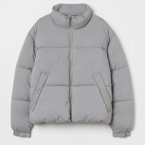 Veste d'hiver pour homme en polyester recyclé, rembourrée, personnalisable avec logo, faible MOQ, pour acheteurs américains, vente en gros OEM - Product Image 1