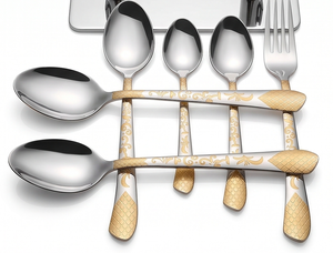 Ensemble de couverts finis argentés avec un design élégant doré, parfait pour les mariages, les dîners, la maison, la cuisine et la restauration. - Product Image 1