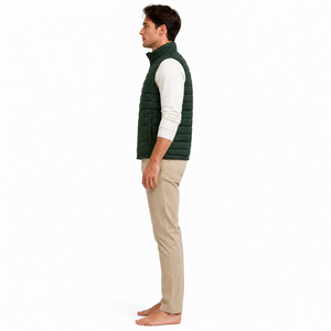 Disfrute de una fácil combinación de prendas para exteriores con esta chaqueta tipo chaleco para hombre, que ofrece una sensación ligera y una cobertura acogedora durante todo el invierno. - Product Image 2