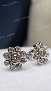 Boucles d'oreilles clous en forme de fleur en argent 925 avec diamant Moissanite VVS serti clos, bijoux classiques pour femme - Product Image 5