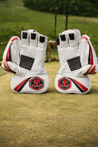 Guantes de Portero Juveniles ZAP Test, Palma de Cuero Premium, Cosidos a Mano, Ligeros, Agarre Clásico Profesional, Transpirables, para Cricket - Product Image 5