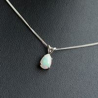 Collier Pendentif Charme de Fiançailles en Opale Naturelle Coupe Poire, Argent Sterling 925, Bijou Élégant, Délicat et Luxueux, Cadeau pour Elle