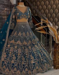 Elegante Lehenga Choli de Red Suave de Primera Calidad, Estilo Indio-Pakistaní, Largo hasta el Suelo, para Bodas, Tradicional, con Lentejuelas para Mujer - Product Image 1