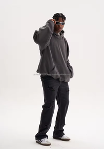 Sudadera con capucha extragrande de cuello alto y tejido grueso, con logotipo personalizado, estilo urbano para hombre, esencial de moda. - Product Image 4