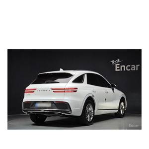 Genesis GV70 2024 2.5T Gasolina 2WD 16,833 km Caja de Cambios Automática Asientos de Cuero Volante a la Izquierda con Cámara Trasera - Product Image 2