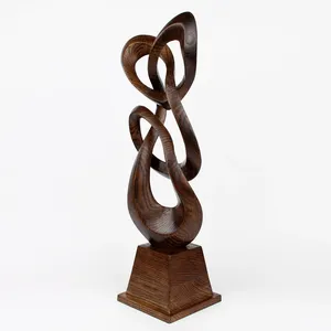 Statue d'amour en bois Sculpture abstraite sculptée à la main Sculpture d'amour infini Cadeau d'anniversaire Cadeau pour l'être aimé - Product Image 2
