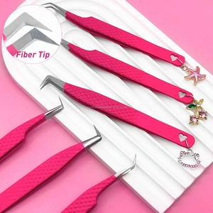 Pinzas para Pestañas Rosadas de Acero Inoxidable con Puntas de Precisión para Aplicación de Extensiones de Pestañas - Product Image 3
