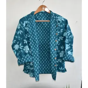 เสื้อแจ็คเก็ตบอมเบอร์แบบมีซิปสำหรับผู้หญิง รุ่นกันลม กันน้ำ ไซส์ใหญ่  ตกแต่งด้วยแพทช์แบบกำหนดเอง  ดีไซน์ทันสมัย - Product Image 1