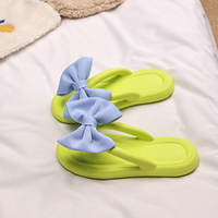 Tongs à nœud papillon pour femmes, sandales d'été en EVA avec imprimé cœur mignon, pour la plage, la piscine, les vacances, l'extérieur, antidérapantes, confortables, à semelle souple