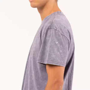 Camiseta Estética con Lavado Ácido - Estilo Vintage Oversize Streetwear - Camiseta de Algodón Pesado con Corte Cuadrado y Logotipo Personalizado para Hombre - Product Image 4