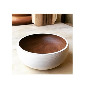 Bol en bois rustique fait main pour servir salades, fruits, riz, pâtes, pain et autres encas à la maison et en cuisine - Product Image 2