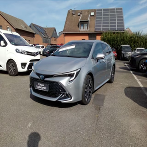 Toyota Corolla Touring Sports 18 Híbrido Familiar con Faros LED, Sistema de Seguridad, Automático, Eficiente en Consumo de Combustible, para Exportación - Product Image 1